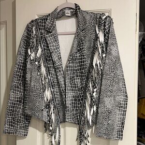 Chic Black and White Croc-Print Women's Jacket